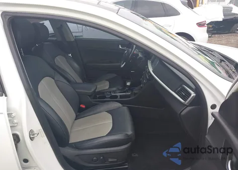 2019 Kia Optima Ex z USA, uszkodzony, nr VIN 5XXGU4L19KG344359